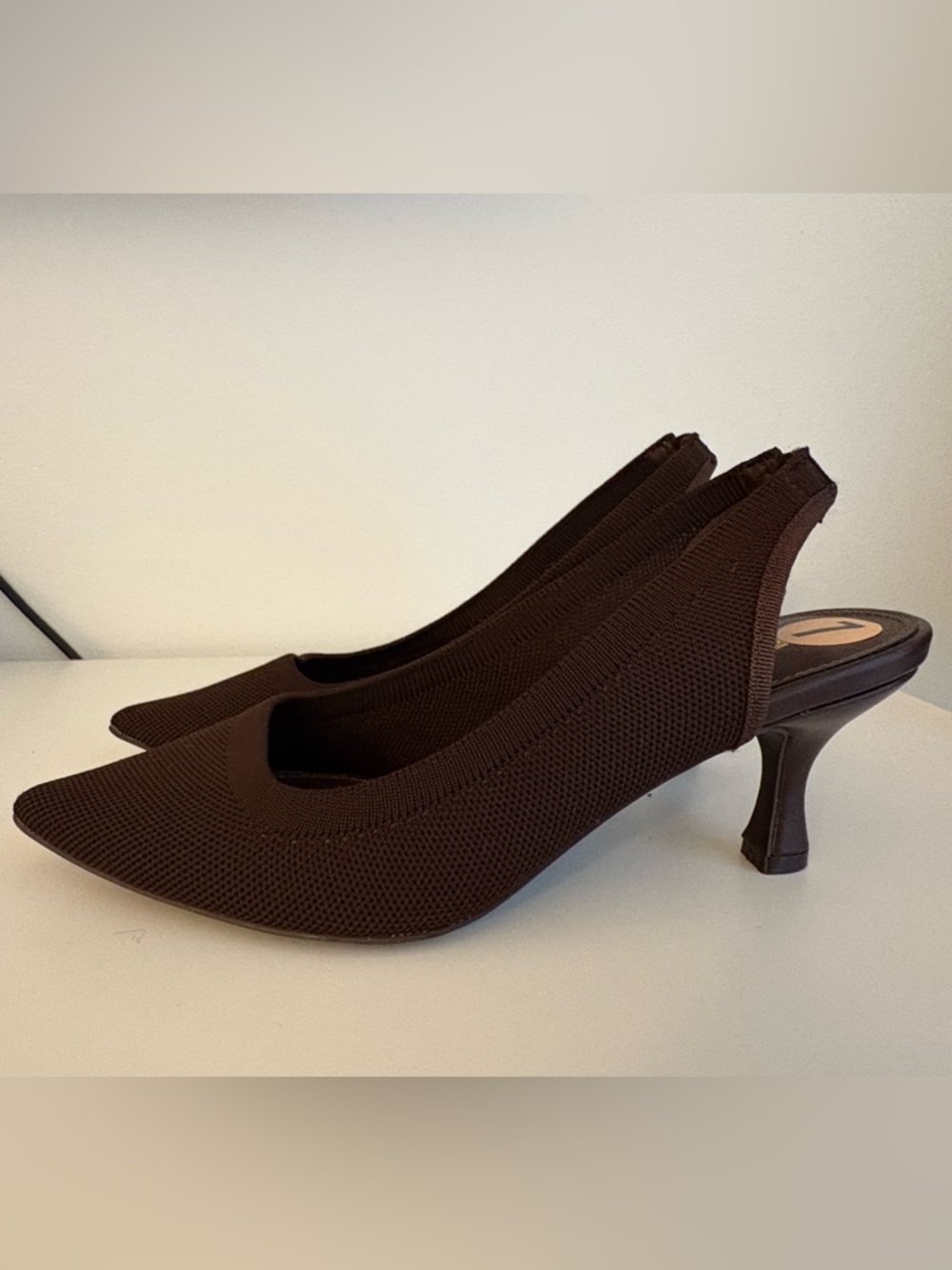 Women's Brown Knit Pointed-Toe Pump